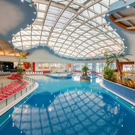 H2O Hotel-Therme-Resort, Fur Familien Mit Kindern Bad Waltersdorf Kültér fotó