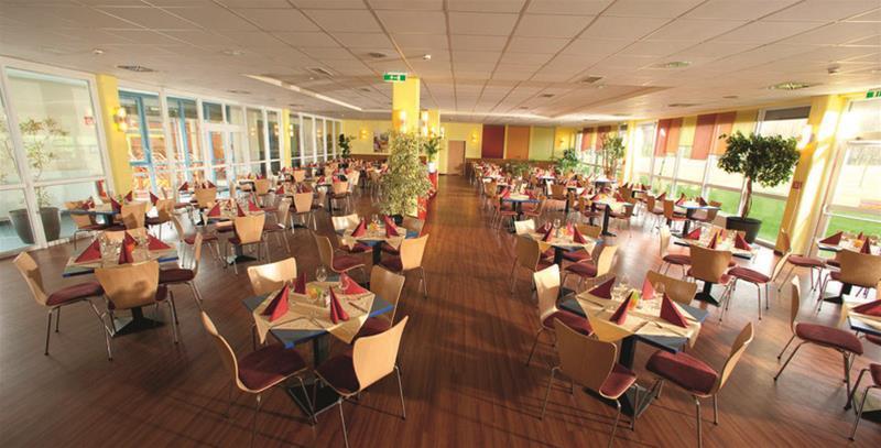 H2O Hotel-Therme-Resort, Fuer Familien Mit Kindern Bad Waltersdorf Kültér fotó