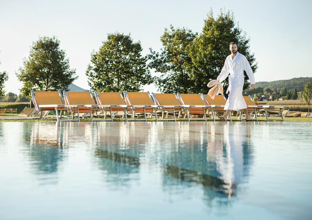 H2O Hotel-Therme-Resort, Fuer Familien Mit Kindern Bad Waltersdorf Kültér fotó