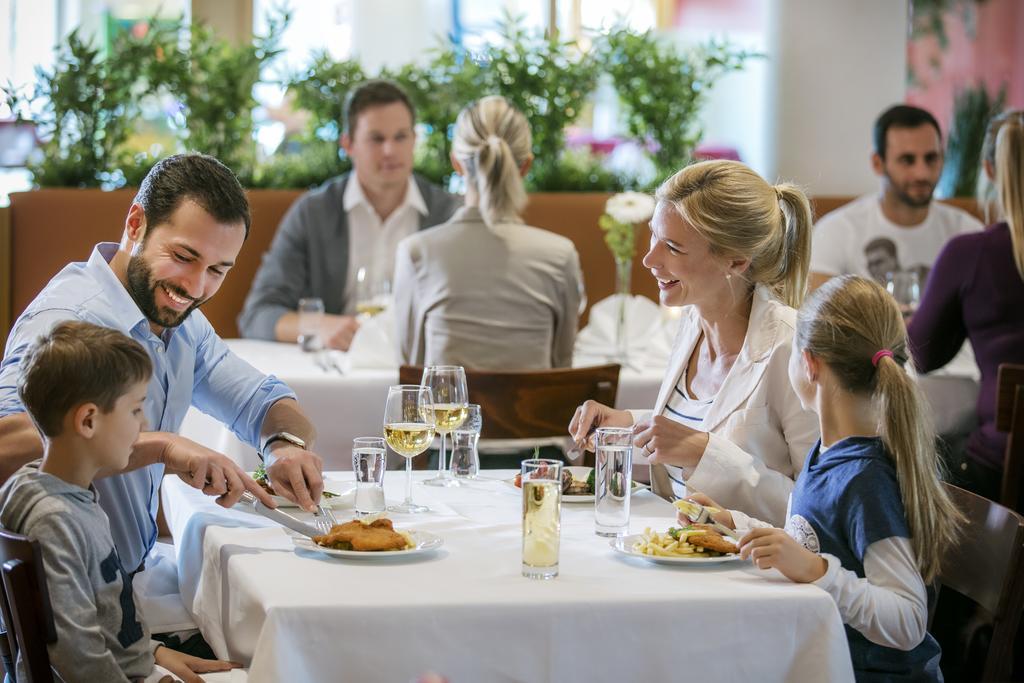 H2O Hotel-Therme-Resort, Fur Familien Mit Kindern Bad Waltersdorf Kültér fotó