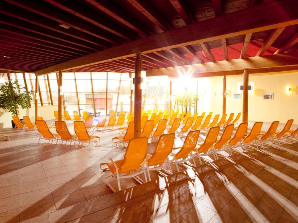 H2O Hotel-Therme-Resort, Fuer Familien Mit Kindern Bad Waltersdorf Kültér fotó