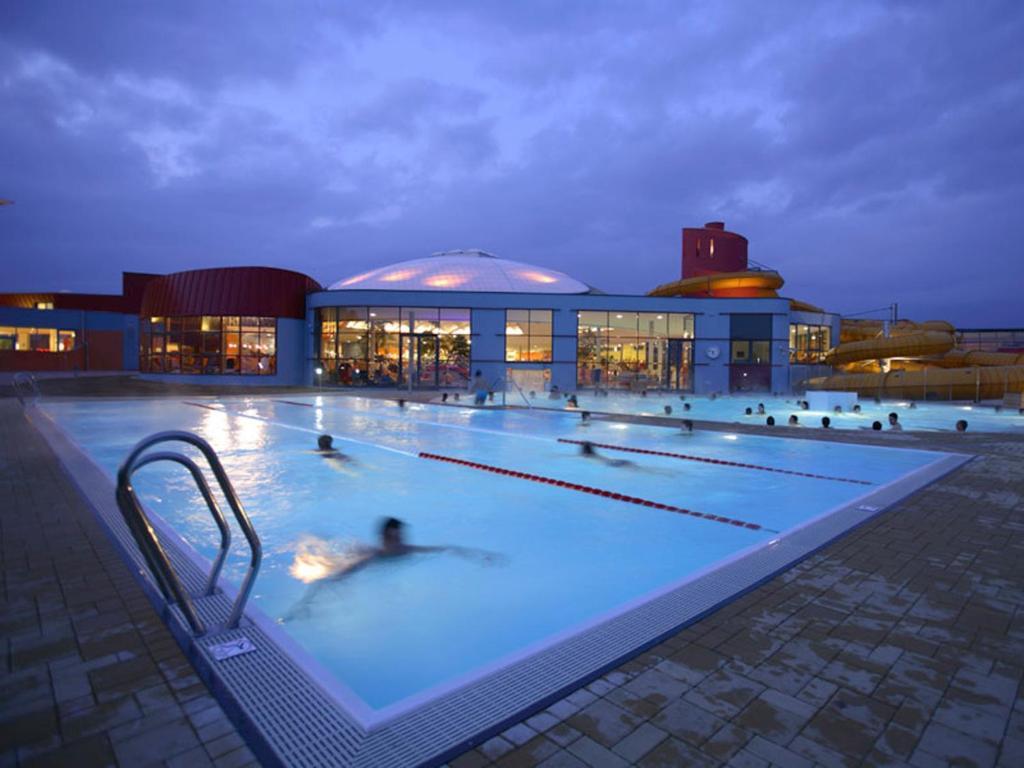H2O Hotel-Therme-Resort, Fuer Familien Mit Kindern Bad Waltersdorf Kültér fotó