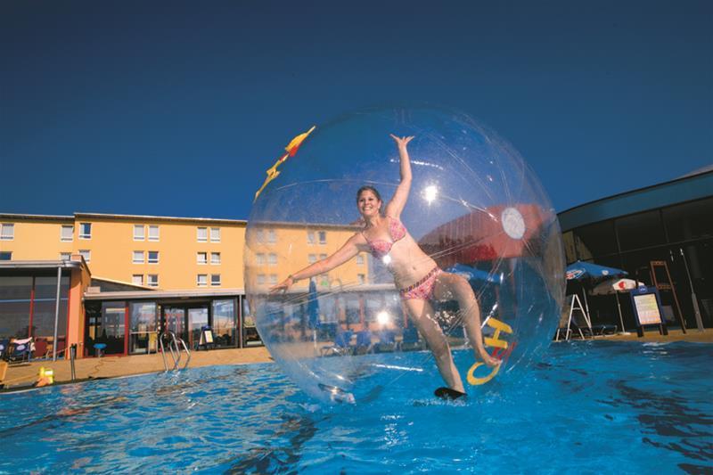 H2O Hotel-Therme-Resort, Fur Familien Mit Kindern Bad Waltersdorf Kültér fotó