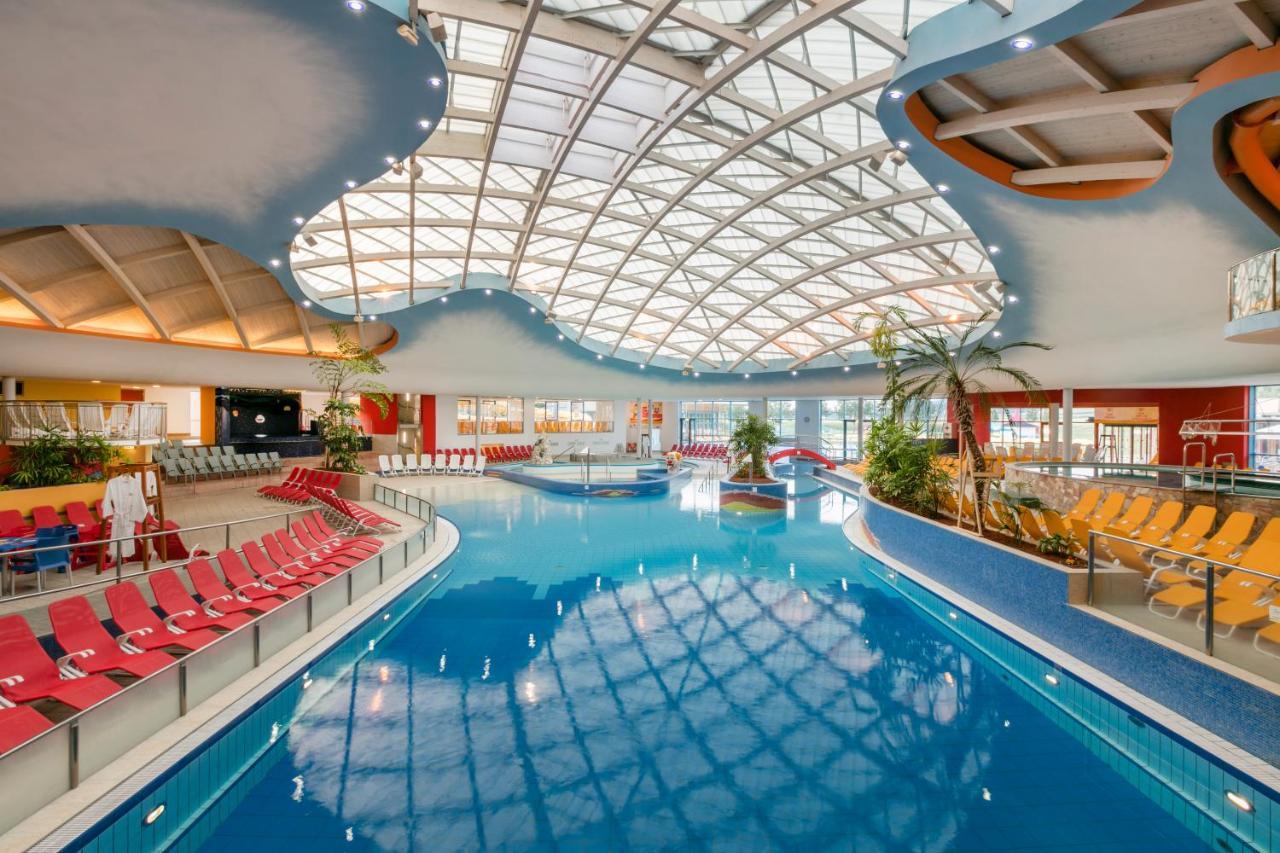 H2O Hotel-Therme-Resort, Fur Familien Mit Kindern Bad Waltersdorf Kültér fotó