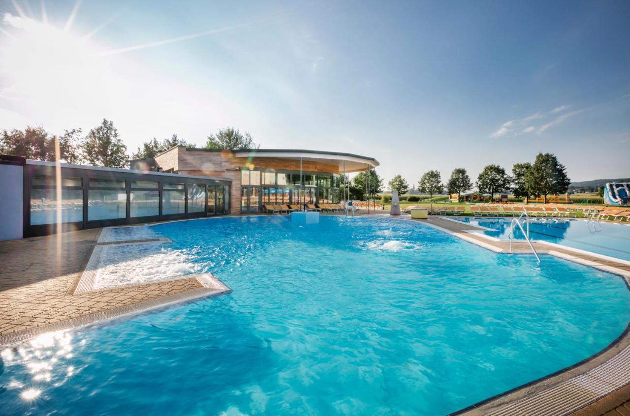 H2O Hotel-Therme-Resort, Fur Familien Mit Kindern Bad Waltersdorf Kültér fotó